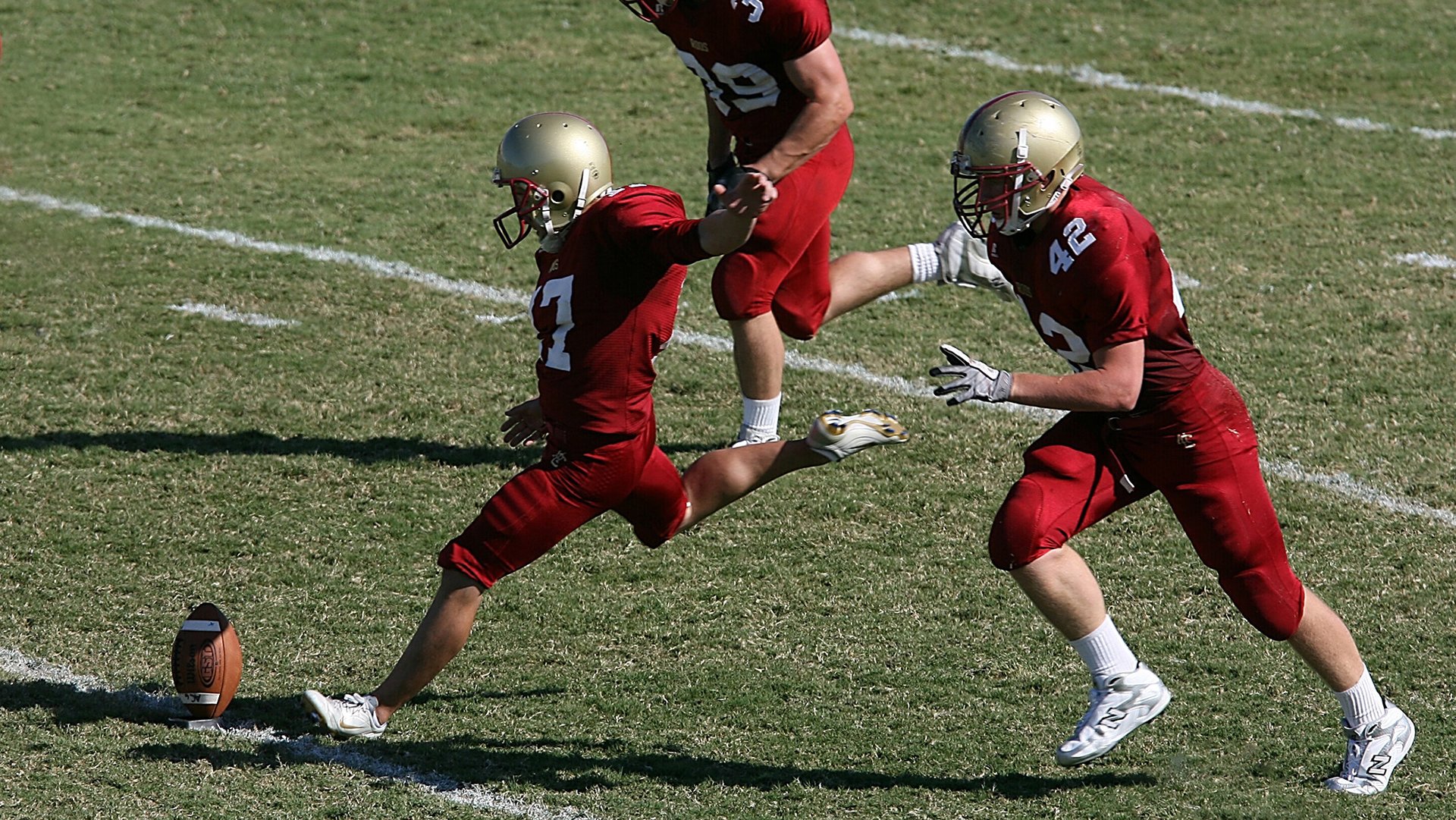 世界残疾人射箭公开赛 选手以超高命中率折服观众